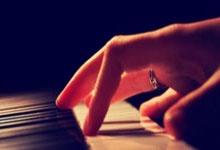 新科明星球员重伤，球队前路坎坷